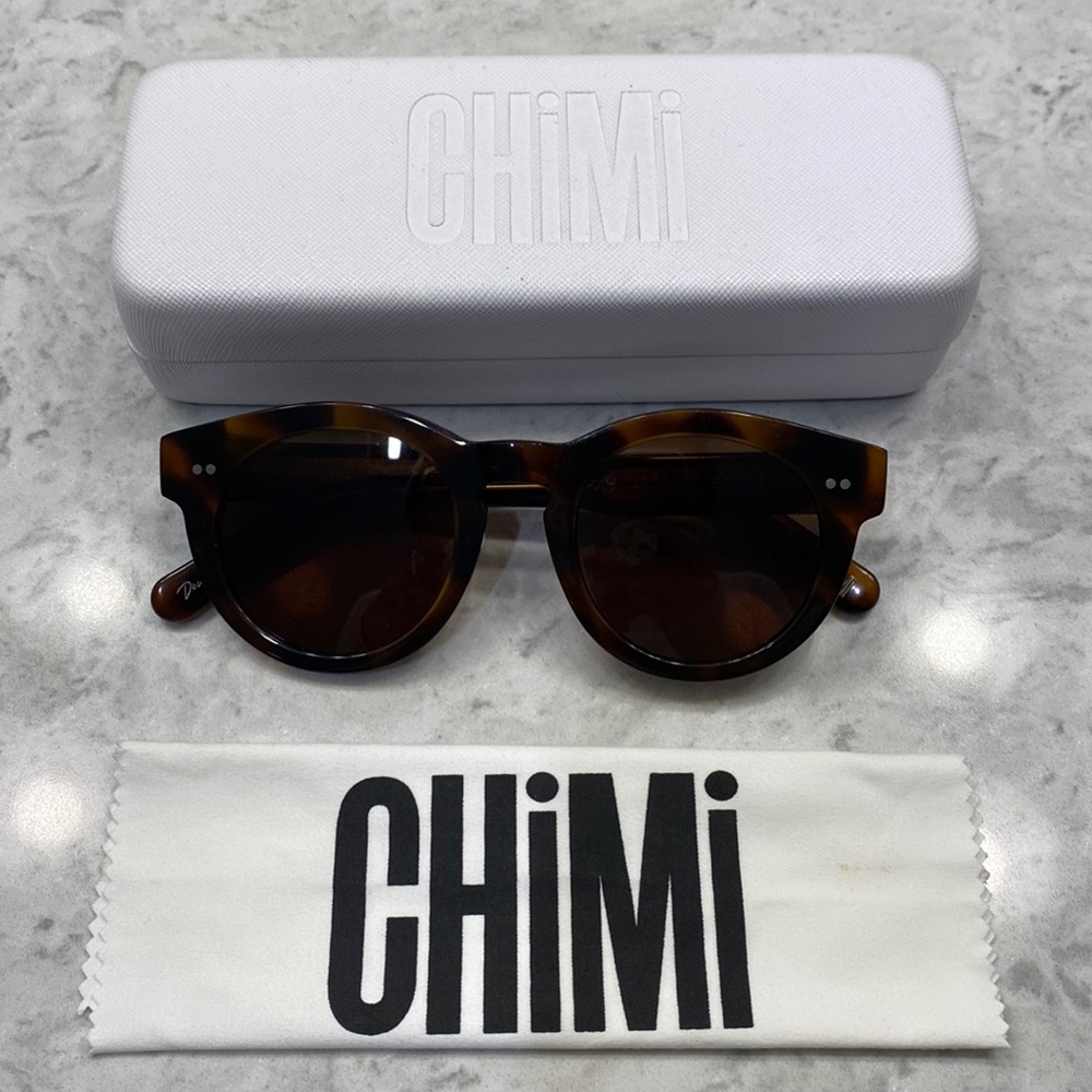 Chimi tortoise sunglasses